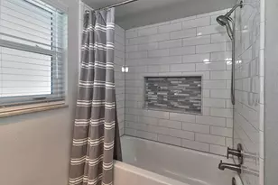 2376 Armour Dr, Dunedin, FL 34698 - Photo 18