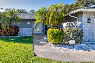 2376 Armour Dr, Dunedin, FL 34698 - Photo 6