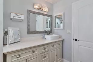 2376 Armour Dr, Dunedin, FL 34698 - Photo 10