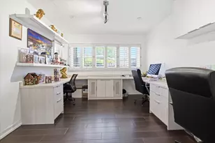 20100 NE 20th Ct, Miami, FL 33179 - Photo 26