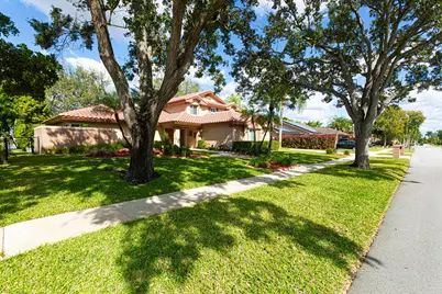 [Address not provided], Pembroke Pines, FL 33029 - Photo 2