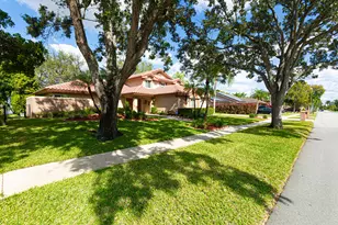 [Address not provided], Pembroke Pines, FL 33029 - Photo 2