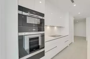 220 Lake Shore Dr, Lake Park, FL 33403 - Photo 4