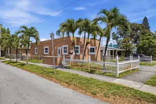 1959 Pierce St, Hollywood, FL 33020 - Photo 2