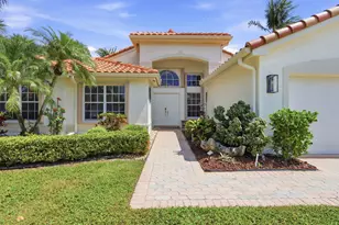 6839 Fiji Cir, Boynton Beach, FL 33437 - Photo 2
