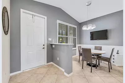 8202 Bellafiore Way, Boynton Beach, FL 33472 - Photo 2