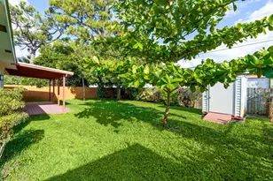 699 NE 40th St, Oakland Park, FL 33334 - Photo 36