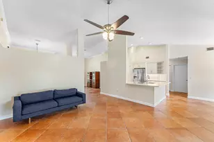 13053 Meadowbreeze Dr, Wellington, FL 33414 - Photo 22