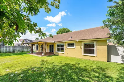 13053 Meadowbreeze Drive, Wellington, FL 33414 - Photo 46