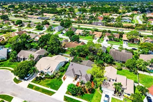 13053 Meadowbreeze Dr, Wellington, FL 33414 - Photo 56
