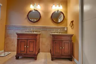 13053 Meadowbreeze Dr, Wellington, FL 33414 - Photo 26