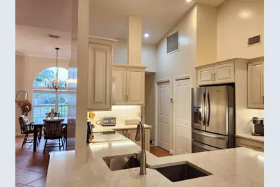 13053 Meadowbreeze Drive, Wellington, FL 33414 - Photo 16