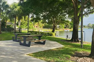 13053 Meadowbreeze Dr, Wellington, FL 33414 - Photo 54