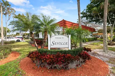 4 Seville Terrace #4, Delray Beach, FL 33446 - Photo 2