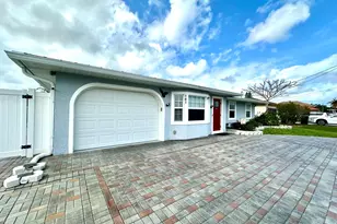 141 NE Sagamore Terrace, Port Saint Lucie, FL 34983 - Photo 6