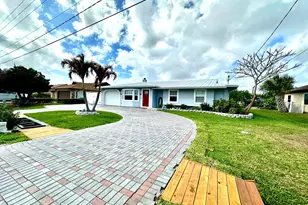 141 NE Sagamore Terrace, Port Saint Lucie, FL 34983 - Photo 2