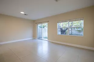 12437 Westhampton Cir, Wellington, FL 33414 - Photo 6