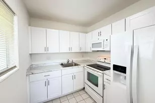 3402 Cynthia Ln, Lake Worth, FL 33461 - Photo 2