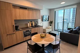 121 NE 5th St, Miami, FL 33132 - Photo 2