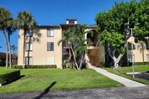 629 Sea Pine Way, Greenacres, FL 33415 - Photo 2