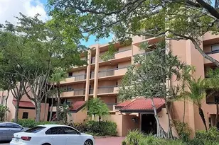 450 Egret Cir, Delray Beach, FL 33444 - Photo 1