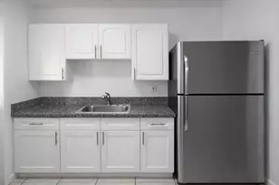 1329 NE 17th Ave, Fort Lauderdale, FL 33304 - Photo 4