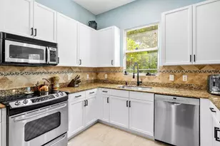 1875 Highland Grove Dr, Delray Beach, FL 33445 - Photo 10