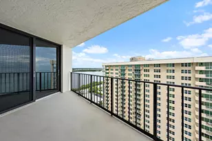 5420 N Ocean Dr, Singer Island, FL 33404 - Photo 40