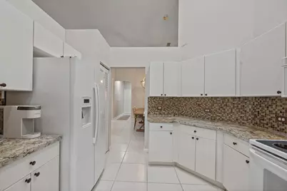 4657 Carlton Golf Drive, Lake Worth, FL 33449 - Photo 16