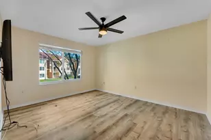 1112 Villa Cir, Boynton Beach, FL 33435 - Photo 16