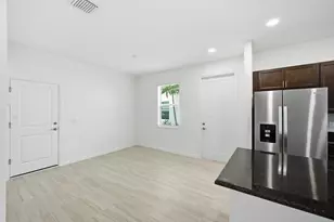 16411 Powerscourt Dr, Westlake, FL 33470 - Photo 8