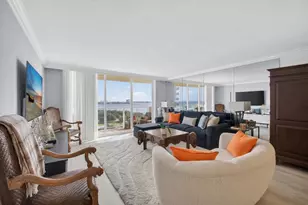 5440 N Ocean Dr, Singer Island, FL 33404 - Photo 2