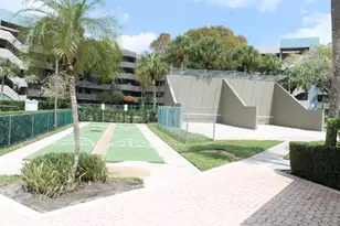 1100 Colony Point Cir, Pembroke Pines, FL 33026 - Photo 26