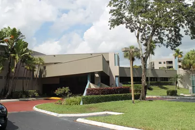 1100 Colony Point Circle Circle #314, Pembroke Pines, FL 33026 - Photo 14