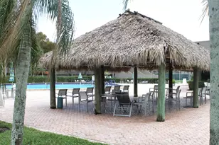 1100 Colony Point Circle Circle, Pembroke Pines, FL 33026 - Photo 28