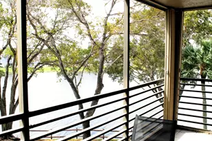 1100 Colony Point Circle Circle, Pembroke Pines, FL 33026 - Photo 34