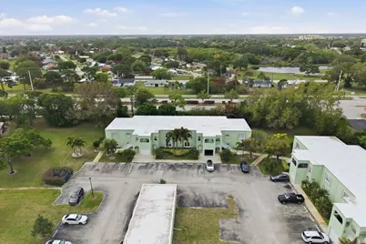 2074 SE Wild Meadow Circle, Port Saint Lucie, FL 34952 - Photo 22