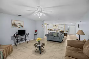 2074 SE Wild Meadow Cir, Port Saint Lucie, FL 34952 - Photo 4