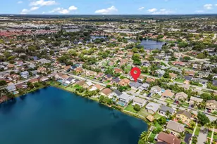 9651 SW 9th Ct, Pembroke Pines, FL 33025 - Photo 34