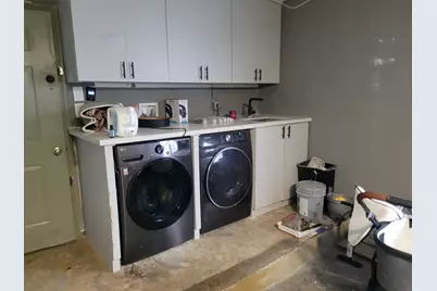 9651 SW 9th Court, Pembroke Pines, FL 33025 - Photo 32