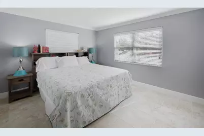 1236 Beach Road #1, Riviera Beach, FL 33404 - Photo 6