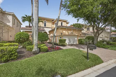 142 Viera Drive, Palm Beach Gardens, FL 33418 - Photo 2