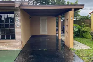 6600 Allen St, Hollywood, FL 33024 - Photo 4