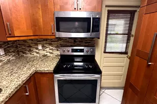 6600 Allen St, Hollywood, FL 33024 - Photo 8
