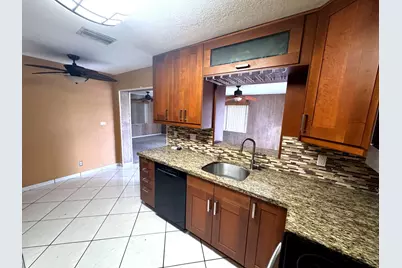 6600 Allen Street, Hollywood, FL 33024 - Photo 4