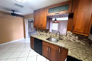 6600 Allen St, Hollywood, FL 33024 - Photo 4