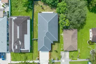 2962 NW 10th Ct, Fort Lauderdale, FL 33311 - Photo 4