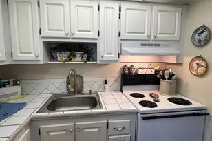 2191 NE 1st Ct, Boynton Beach, FL 33435 - Photo 2