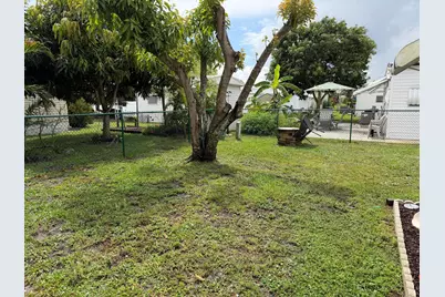 1900 SW 83rd Terrace, Davie, FL 33324 - Photo 12