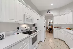 7844 Rockford Rd, Boynton Beach, FL 33472 - Photo 10